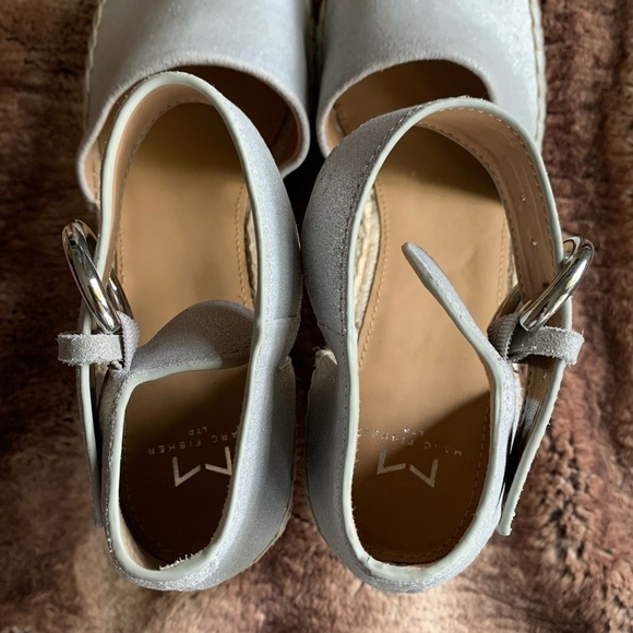 Marc Fisher Alida Ankle Strap Espadrille Wedge Sandal - Picture 7 of 11